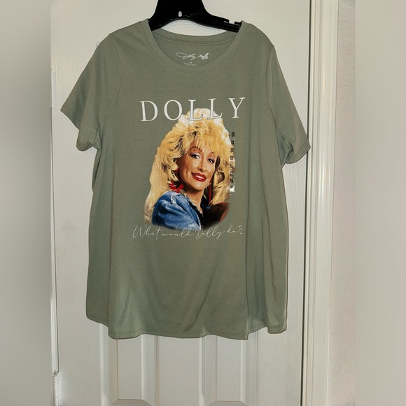 NWT Dolly Parton Graphic Tee - Green - Picture 1 of 3